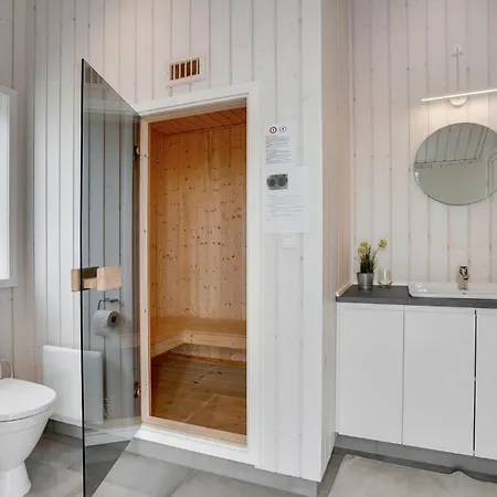 Vakantiehuis Lovely In With Sauna Ebeltoft